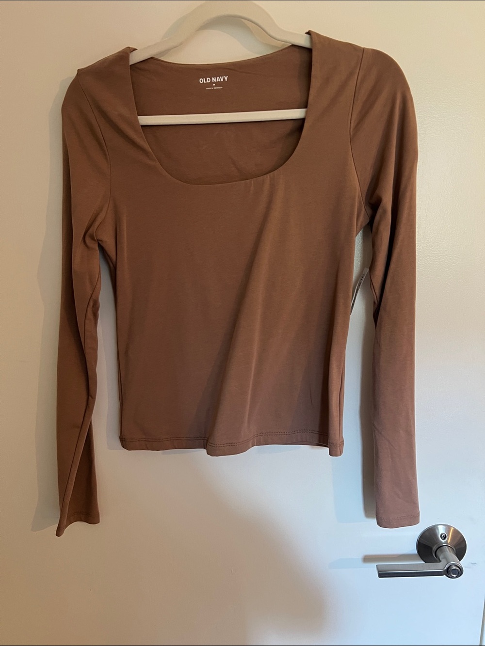 Old Navy Women's Chocolate Brown Long Sleeve Scoop Neck Top